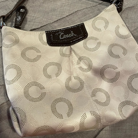 Coach Crossbody - Picture 2 of 9